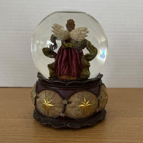 San Francisco Music Box Angel w Star Roses Water Snow Globe The First Noel VIDEO - Picture 3 of 9